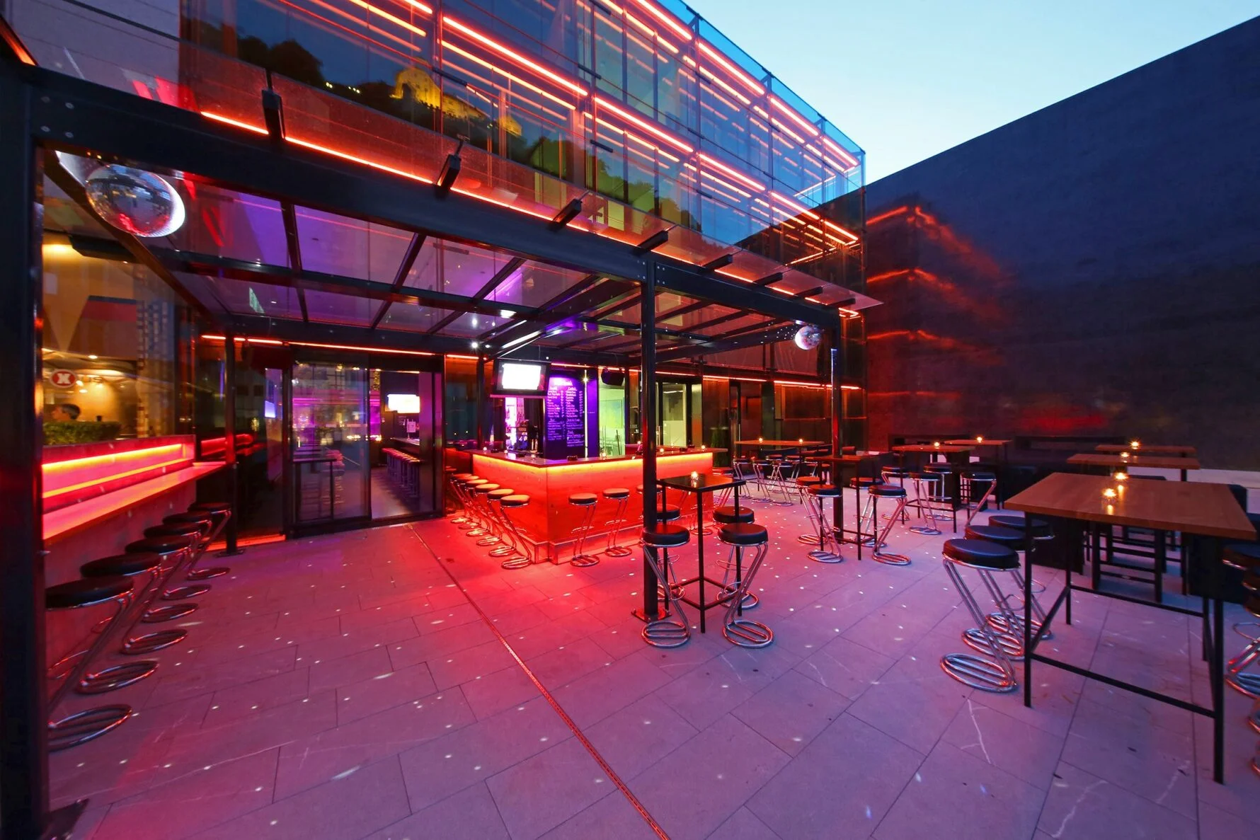 Zwei Bar Vaduz